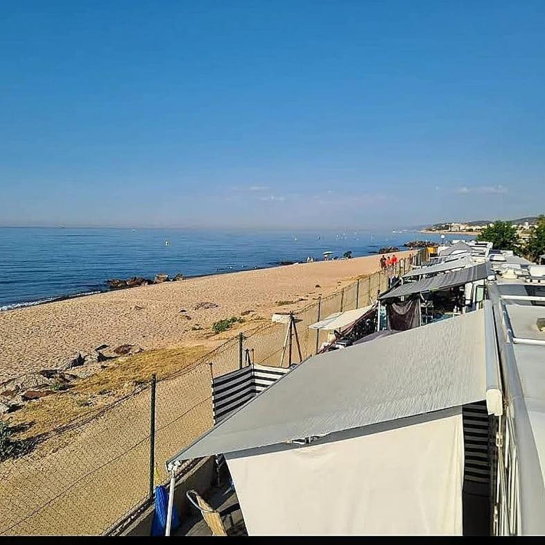 Camping El Pinar Platja Santa Susanna Extérieur photo
