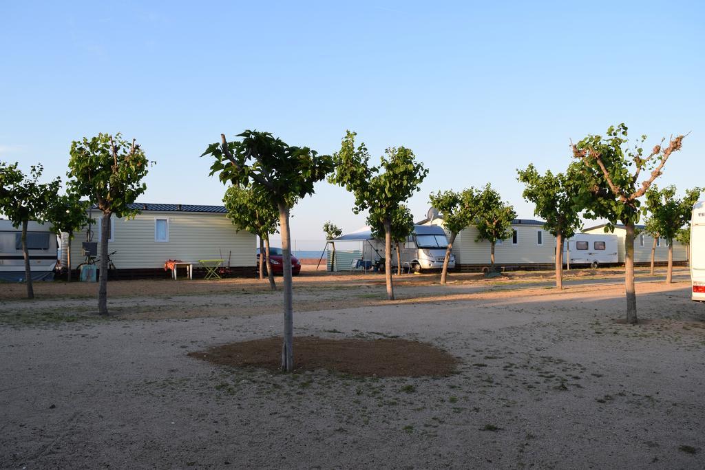 Camping El Pinar Platja Santa Susanna Extérieur photo
